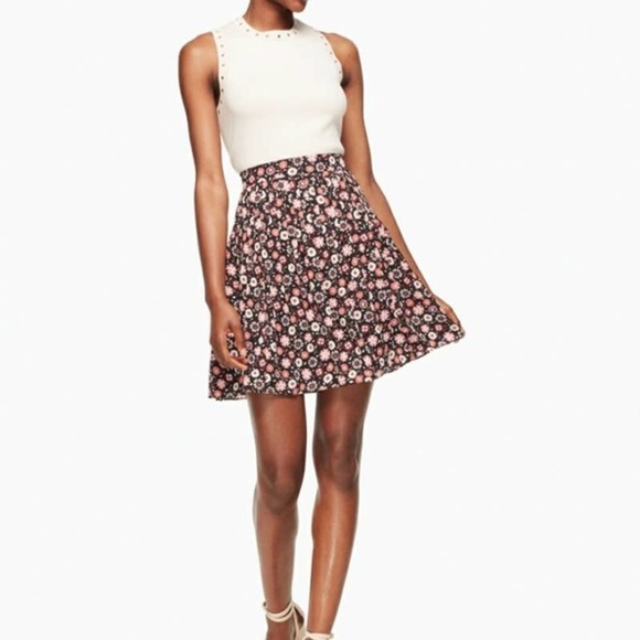 𝅺KATE Spade Mini Casa Flora Skirt Size 6 EUC - Picture 2 of 10